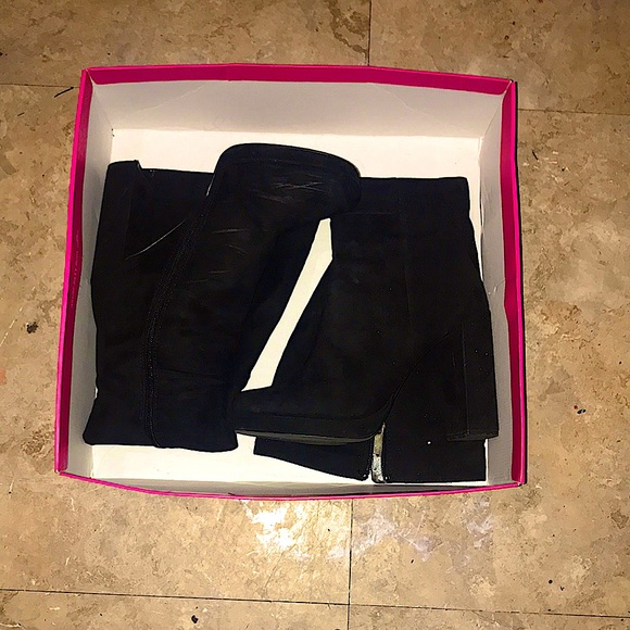 Shoe Dazzle Shoes - Knee high boots